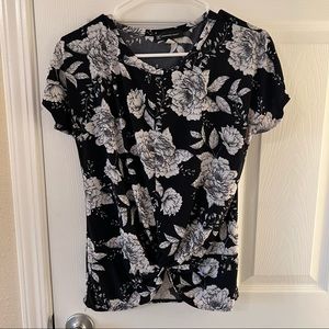 INC (International Concepts) black & white floral work top, short-sleeve, Sz S